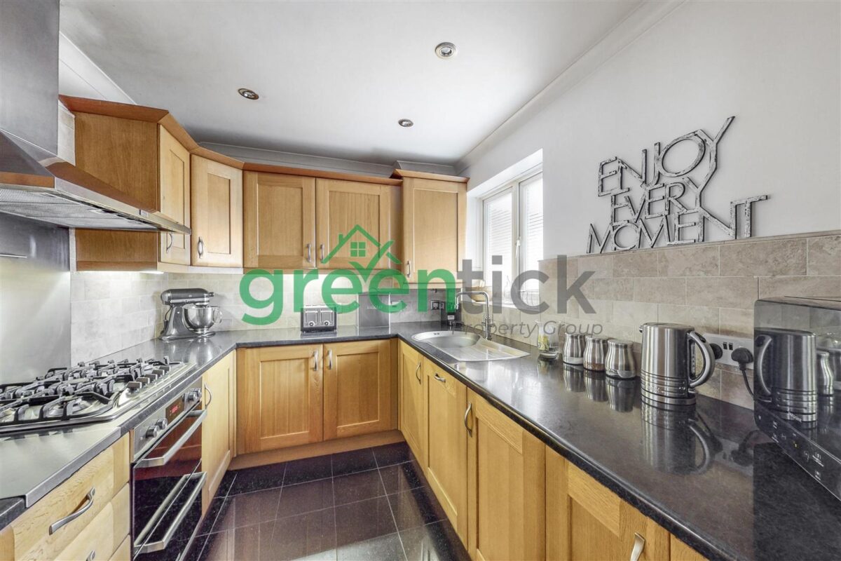 Chinnery Close, Enfield