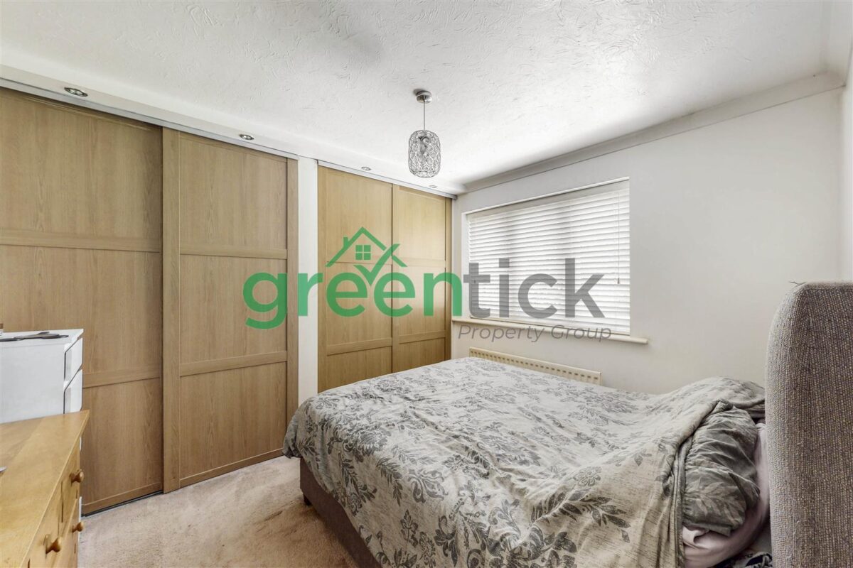 Chinnery Close, Enfield