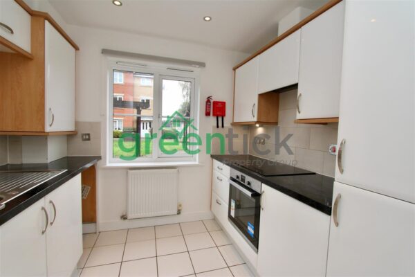 Fencepiece Road, Ilford