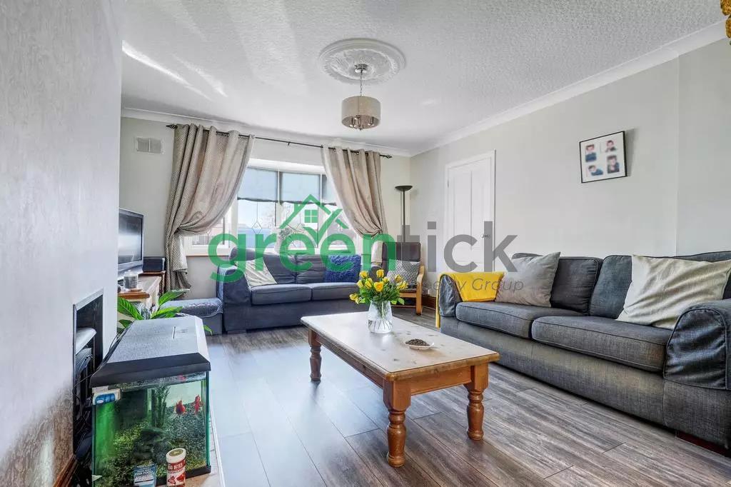 Hargreaves Close, Cheshunt