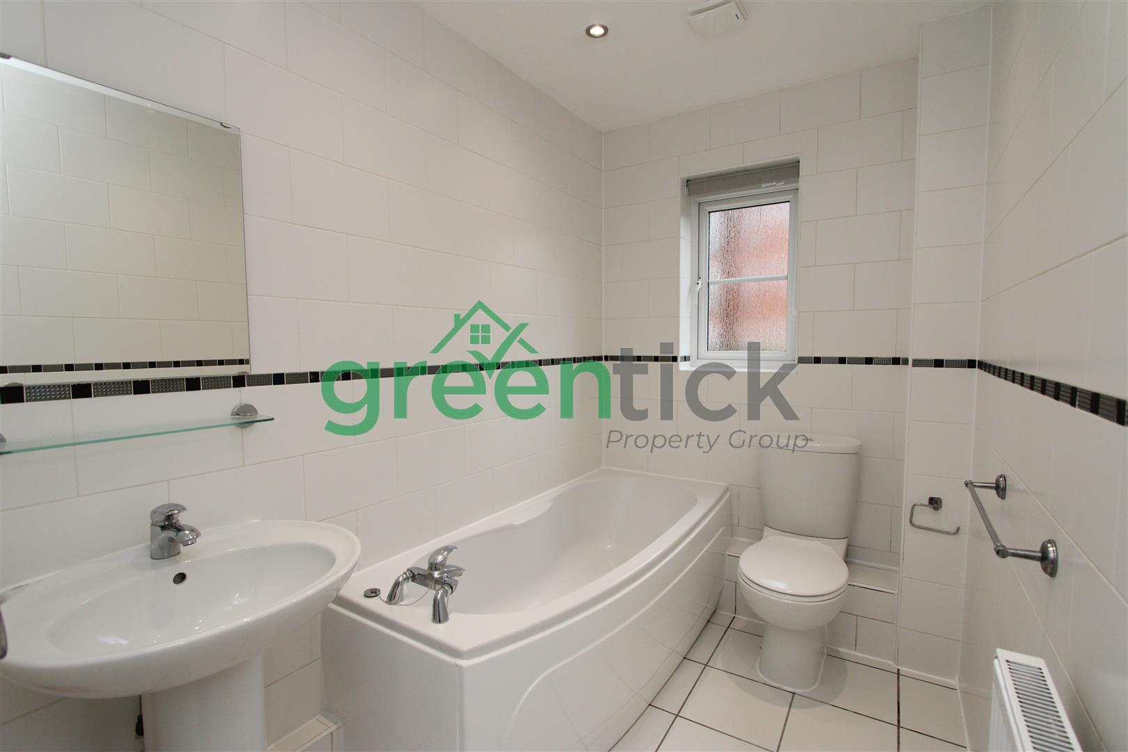 Fencepiece Road, Ilford