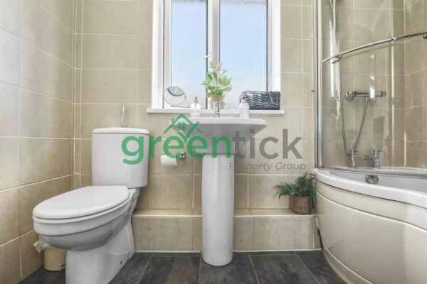 Hargreaves Close, Cheshunt