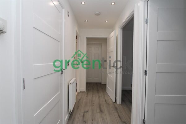 Fencepiece Road, Ilford