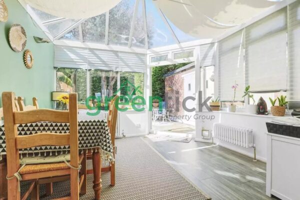 Hargreaves Close, Cheshunt