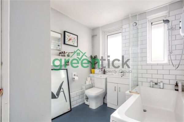 Upper Clapton Road, London