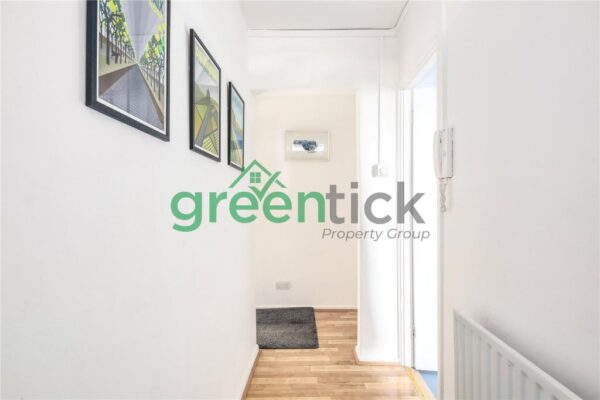 Upper Clapton Road, London