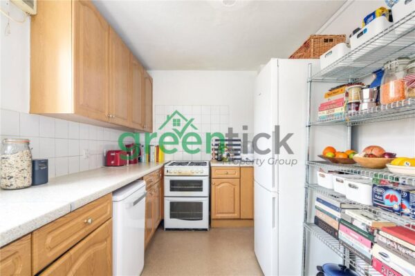 Upper Clapton Road, London