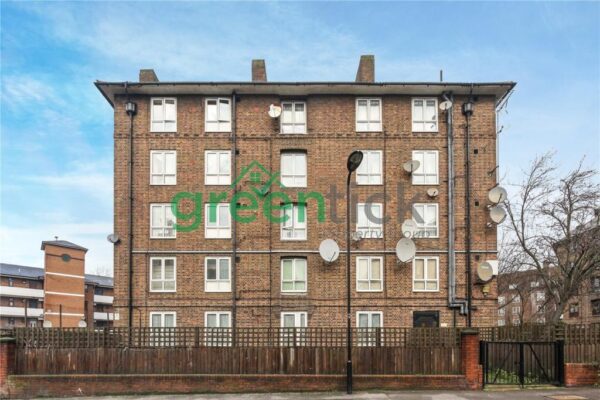 Upper Clapton Road, London