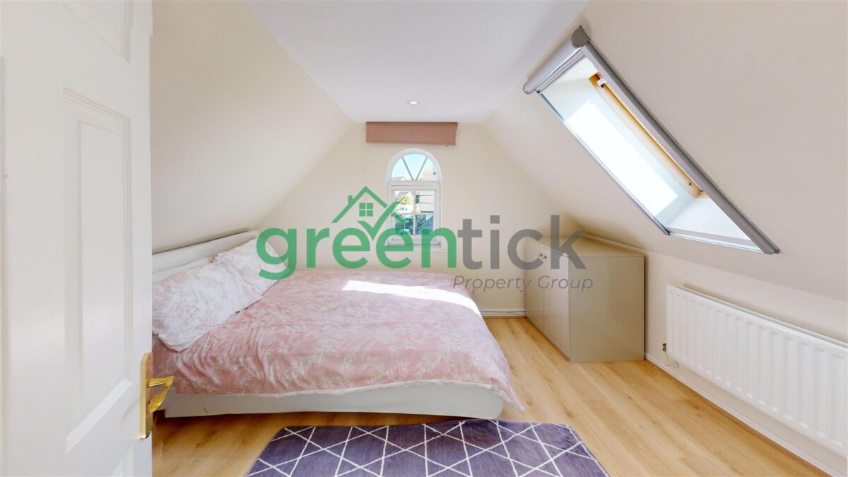 Denby Grange, Harlow