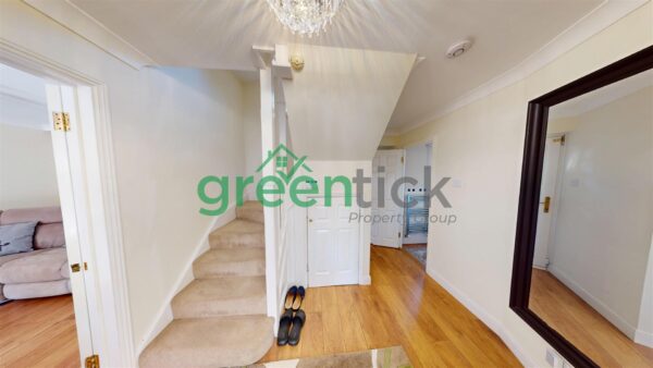 Denby Grange, Harlow