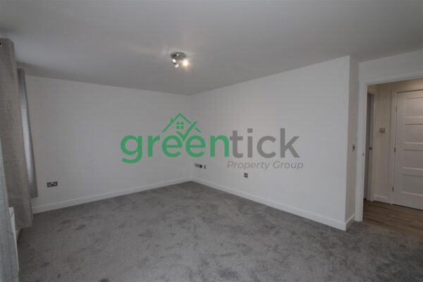 Fencepiece Road, Ilford