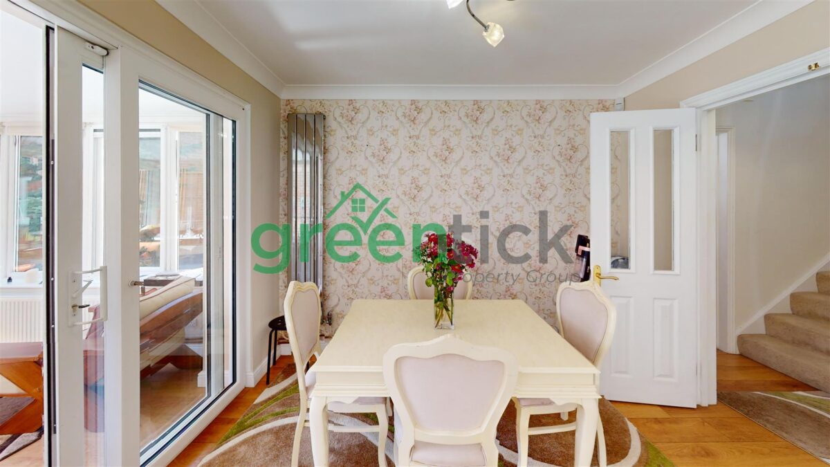 Denby Grange, Harlow