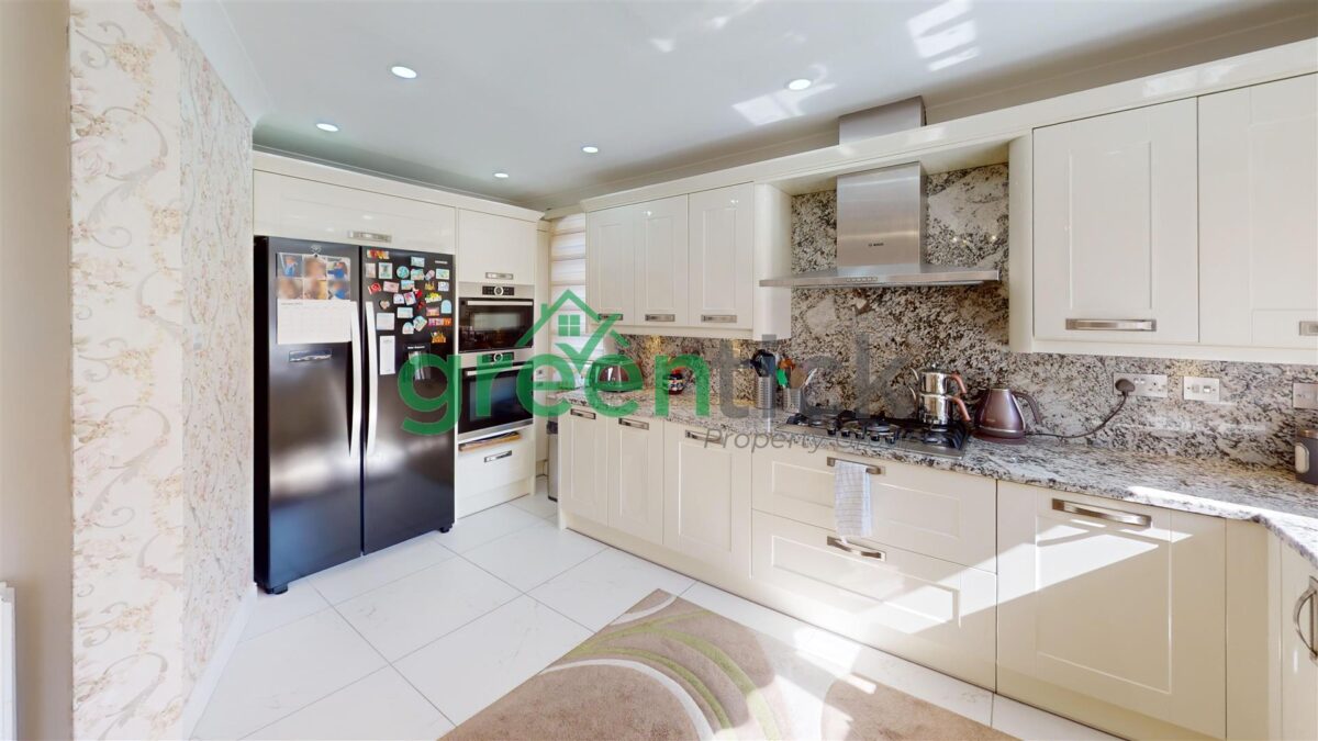 Denby Grange, Harlow