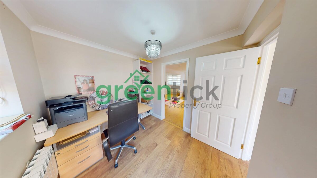 Denby Grange, Harlow