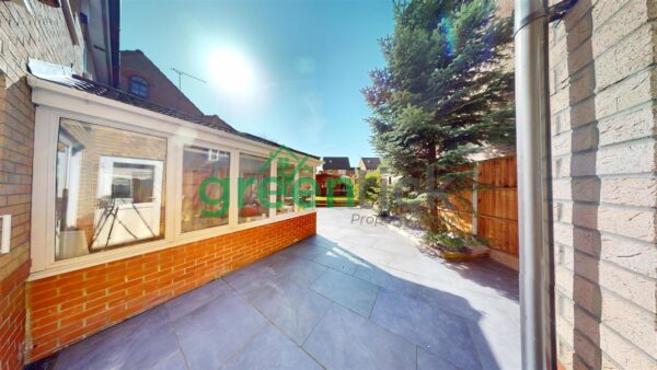 Denby Grange, Harlow