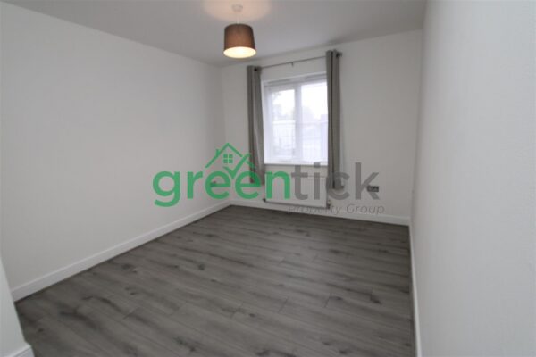 Fencepiece Road, Ilford