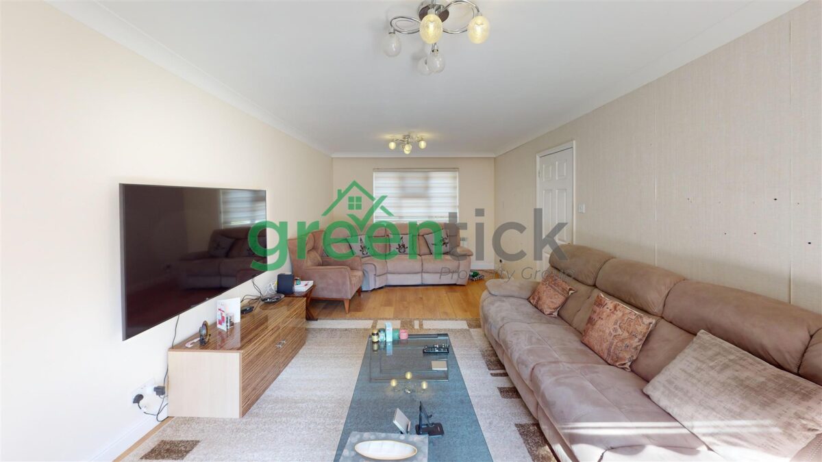 Denby Grange, Harlow