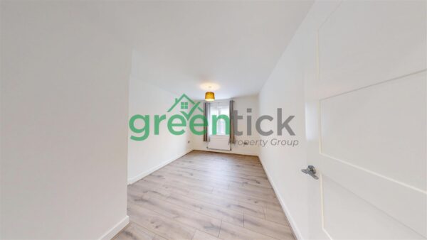 Fencepiece Road, Ilford
