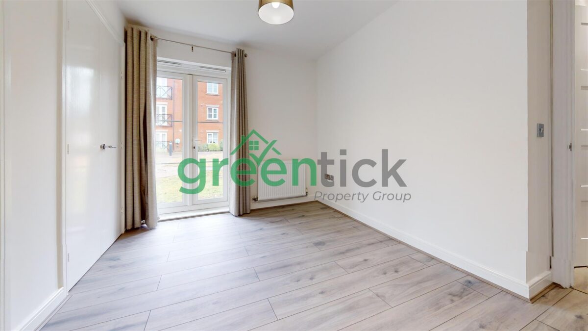 Fencepiece Road, Ilford