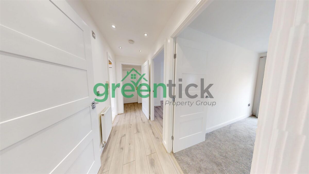 Fencepiece Road, Ilford